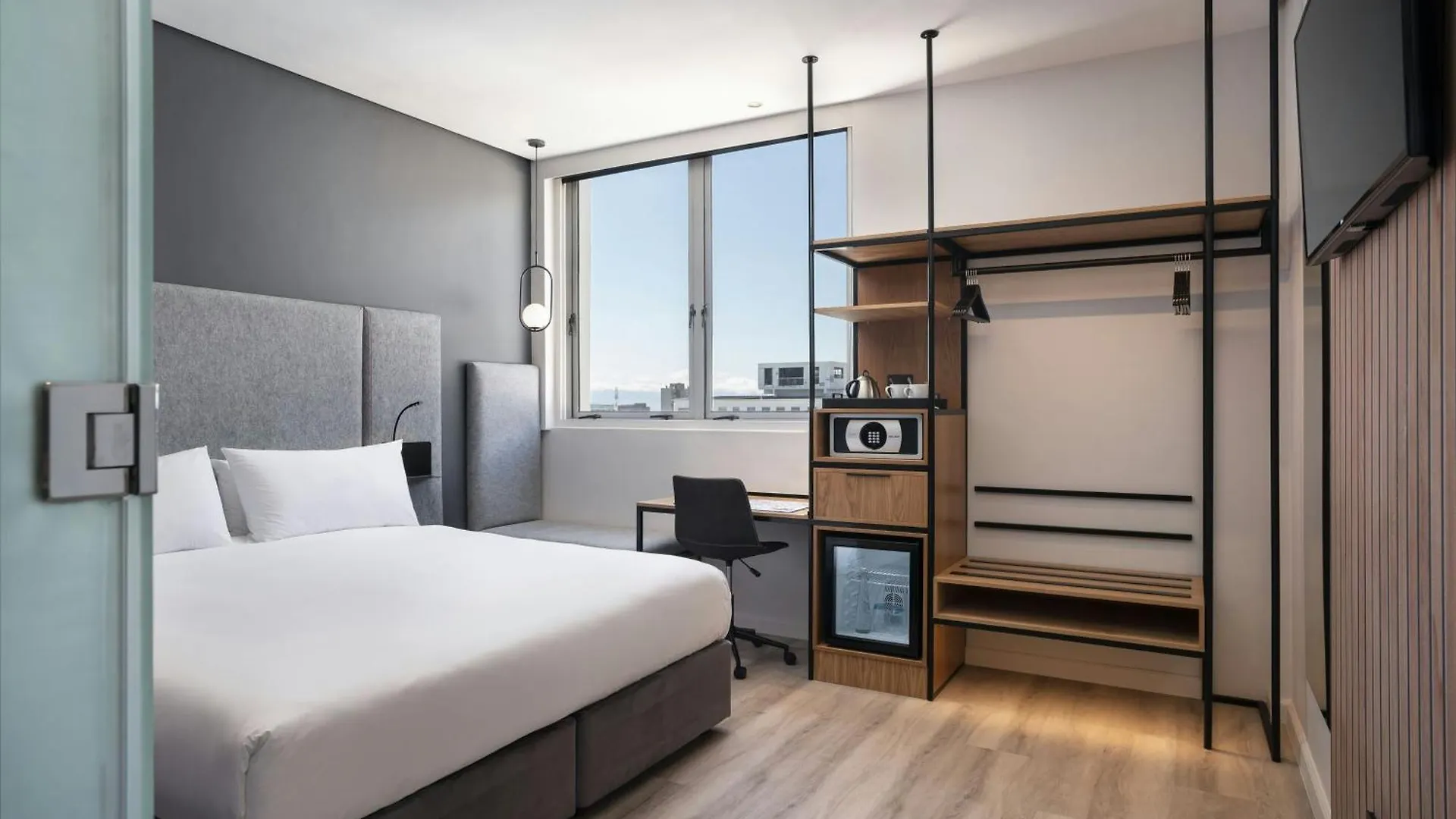 Protea Hotel Fire & Ice By Marriott Cape Town 4*,