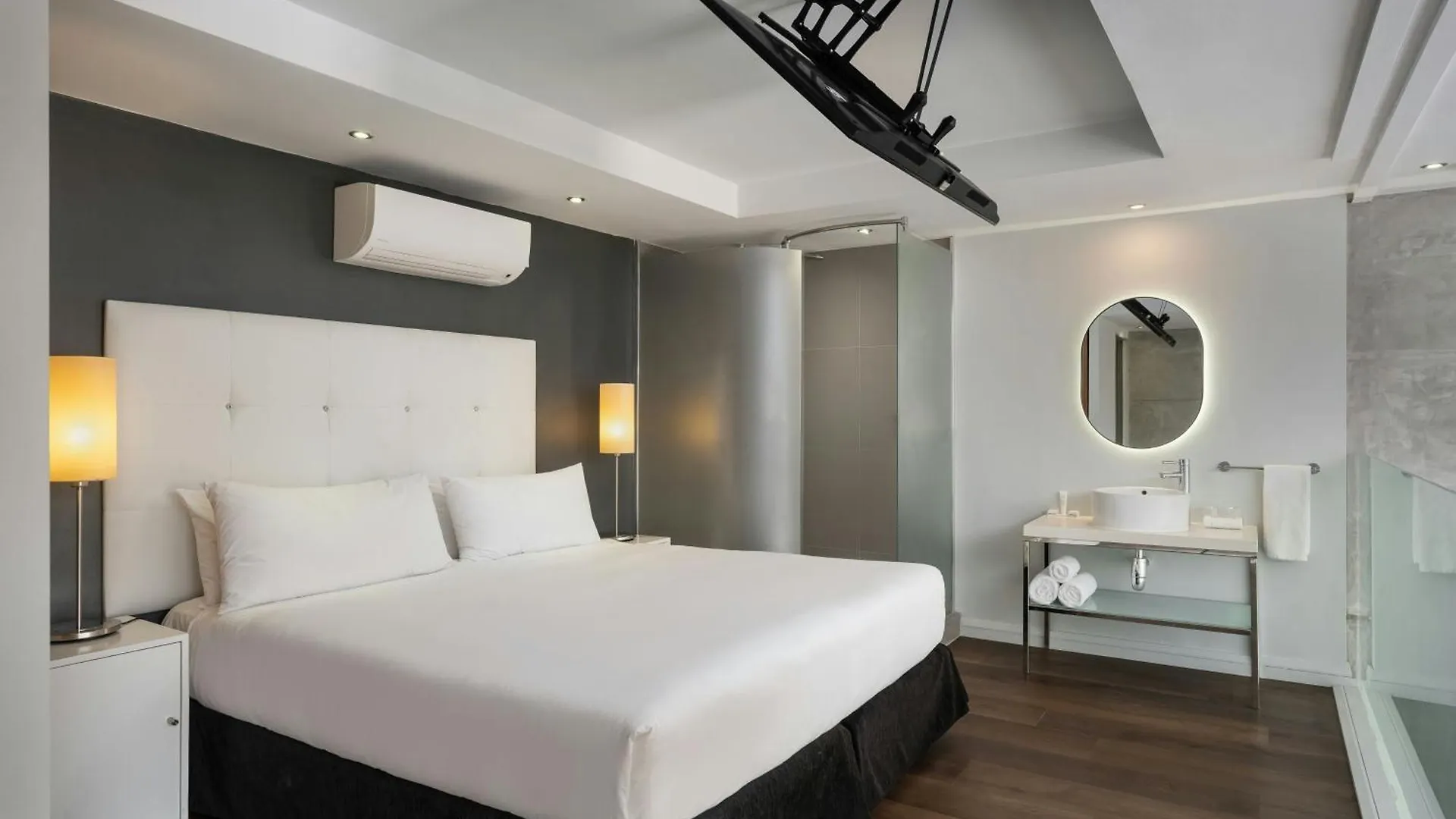 Protea Hotel Fire & Ice By Marriott Cape Town 4*,  South Africa
